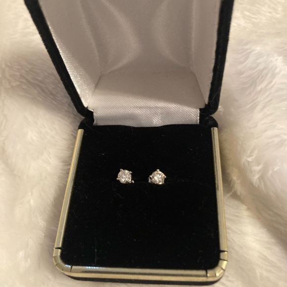 Diamond Stud Earrings .46 ctw - Picture 4 of 4